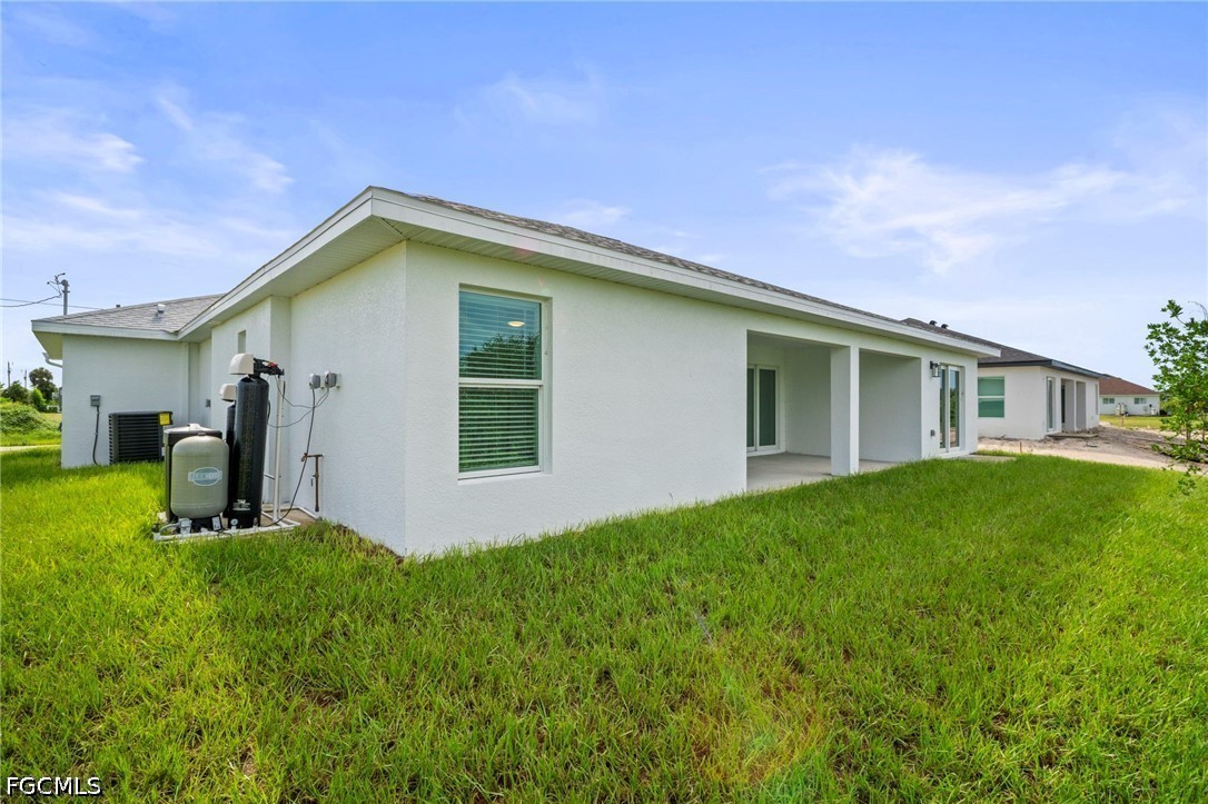 4 Bed SingleFamilyResidence for Sale in Cape Coral, photo 36
