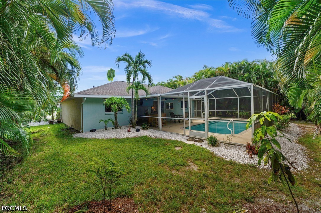 3 Bed Pool Home for Sale in Cape Coral, photo 36
