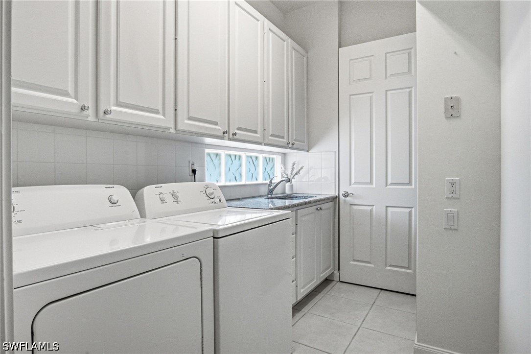3 Bed Pool Home for Sale in Island Walk, photo 36