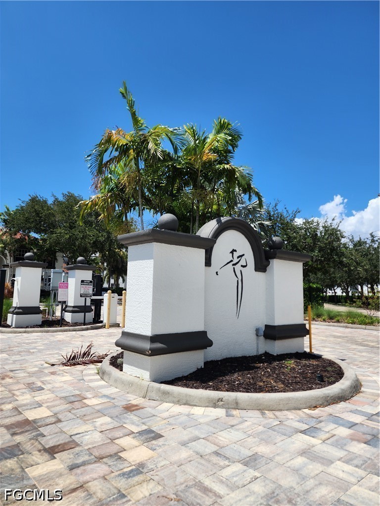 2 Bed Waterfront Home for Sale in Naples, photo 36