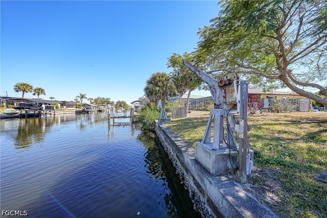 2 Bed Waterfront Home for Sale in Port Charlotte, photo 36
