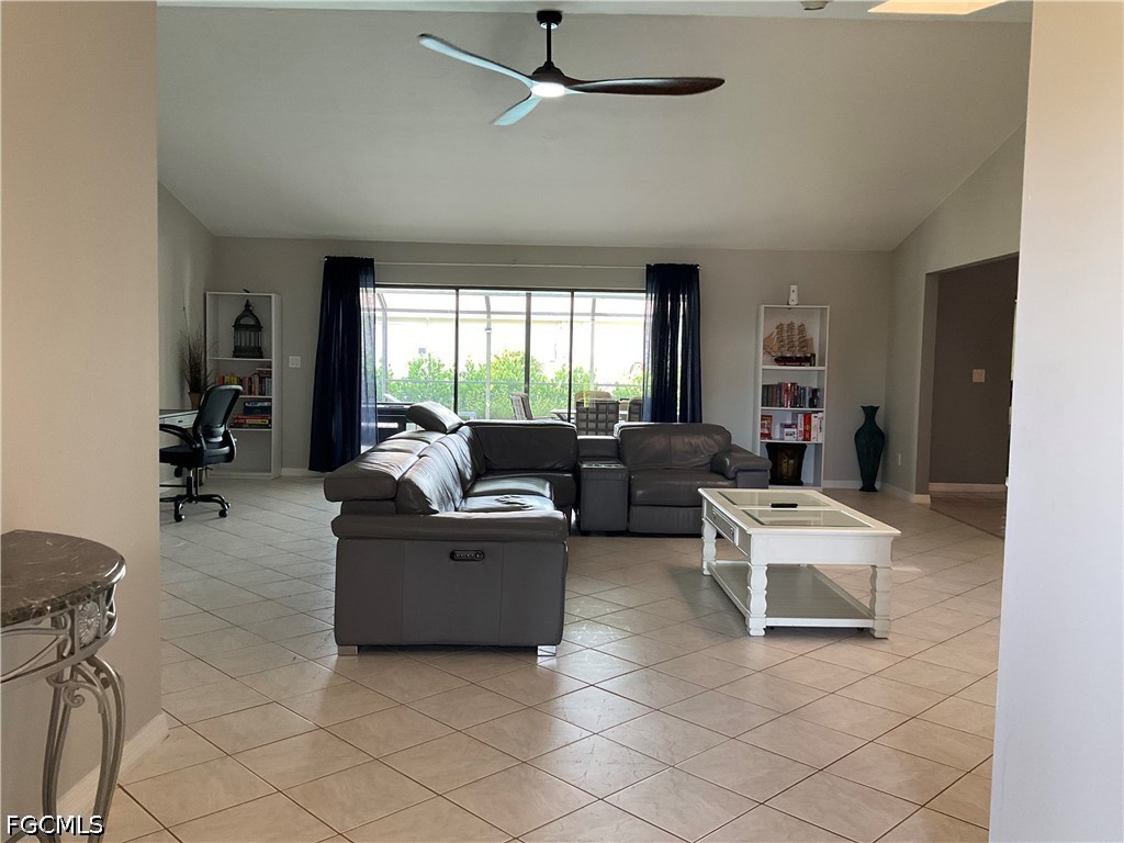 3 Bed Pool Home for Sale in Cape Coral, photo 36