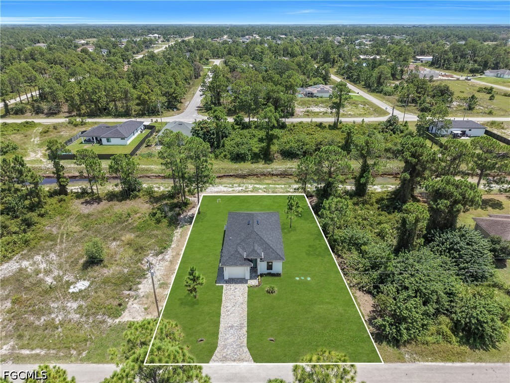 3 Bed SingleFamilyResidence for Sale in Lehigh Acres, photo 36