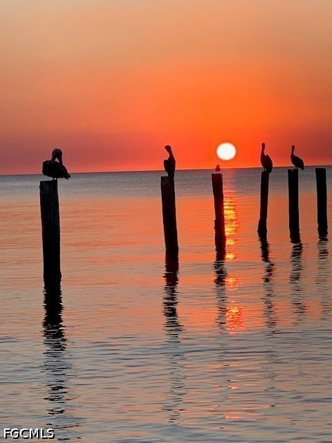 1 Bed Waterfront Home for Sale in Fort Myers Beach, photo 36