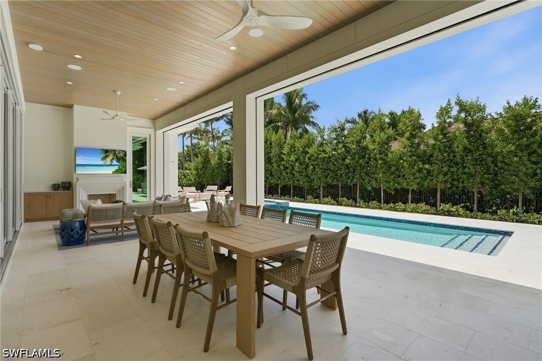 4 Bed Pool Home for Sale in Park Shore, photo 36