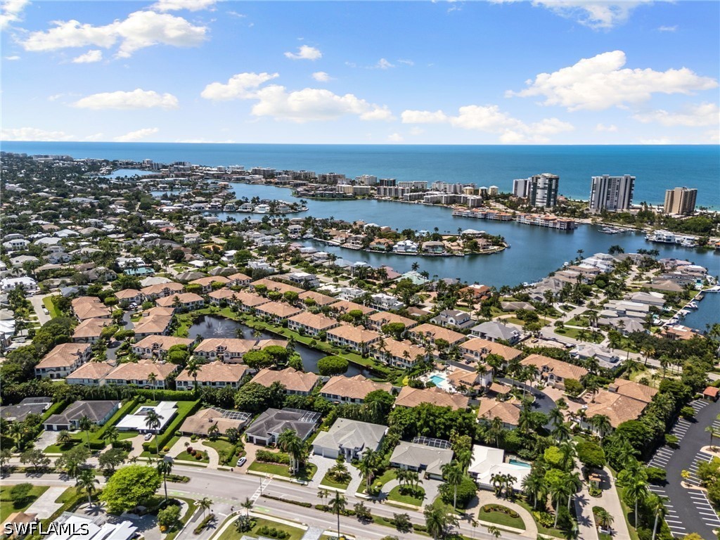 3 Bed Condominium for Sale in Colonade, photo 36