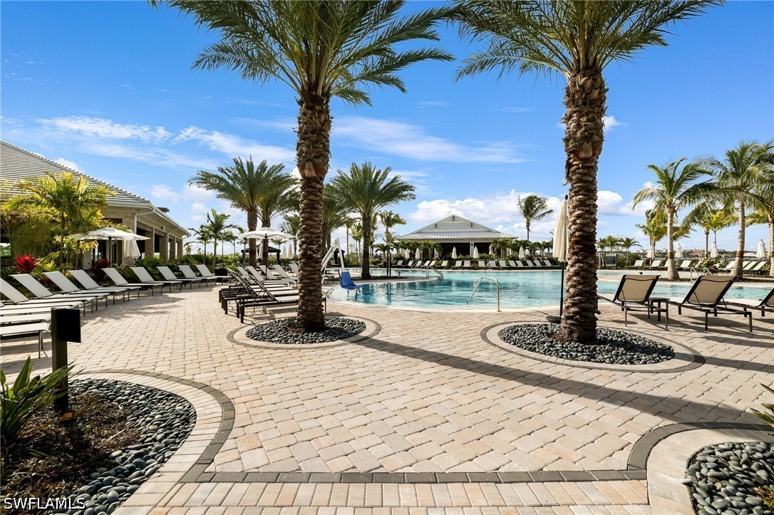 2 Bed Waterfront Home for Sale in Fort Myers, photo 36