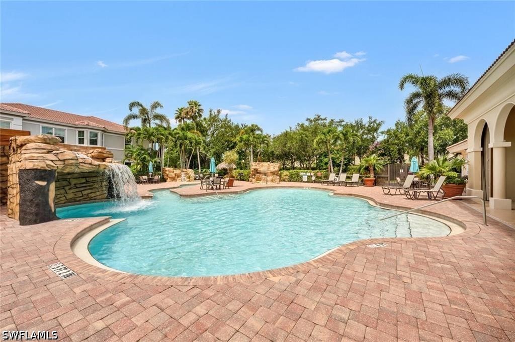 3 Bed Condominium for Sale in Vista Pointe, photo 36
