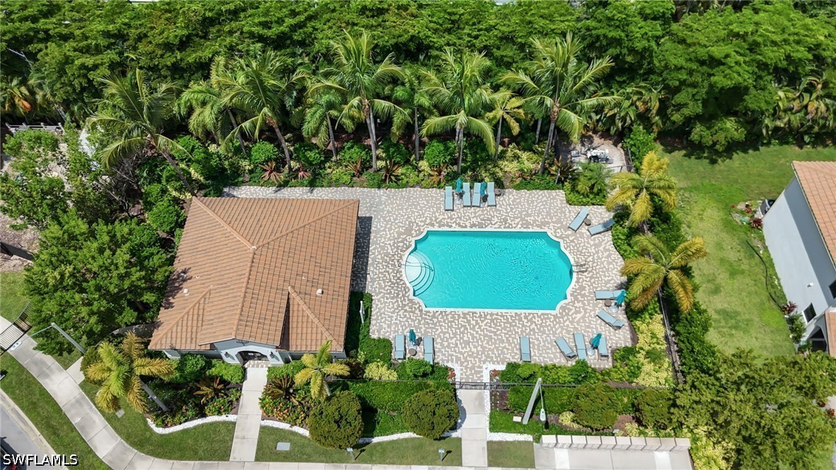 3 Bed SingleFamilyResidence for Sale in Naples, photo 36