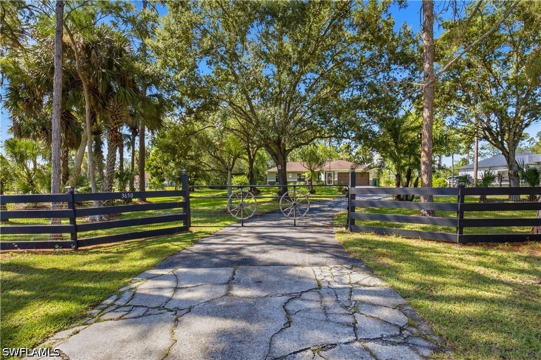 3 Bed Pool Home for Sale in Naples, photo 36