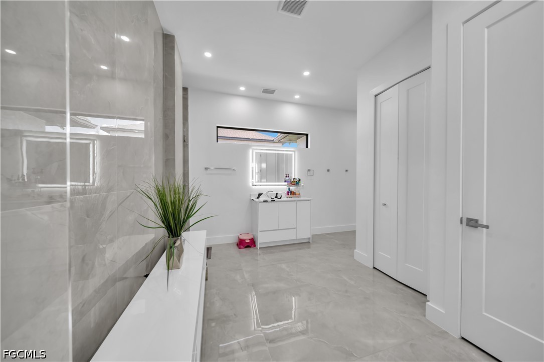 4 Bed Pool Home for Sale in Cape Coral, photo 36