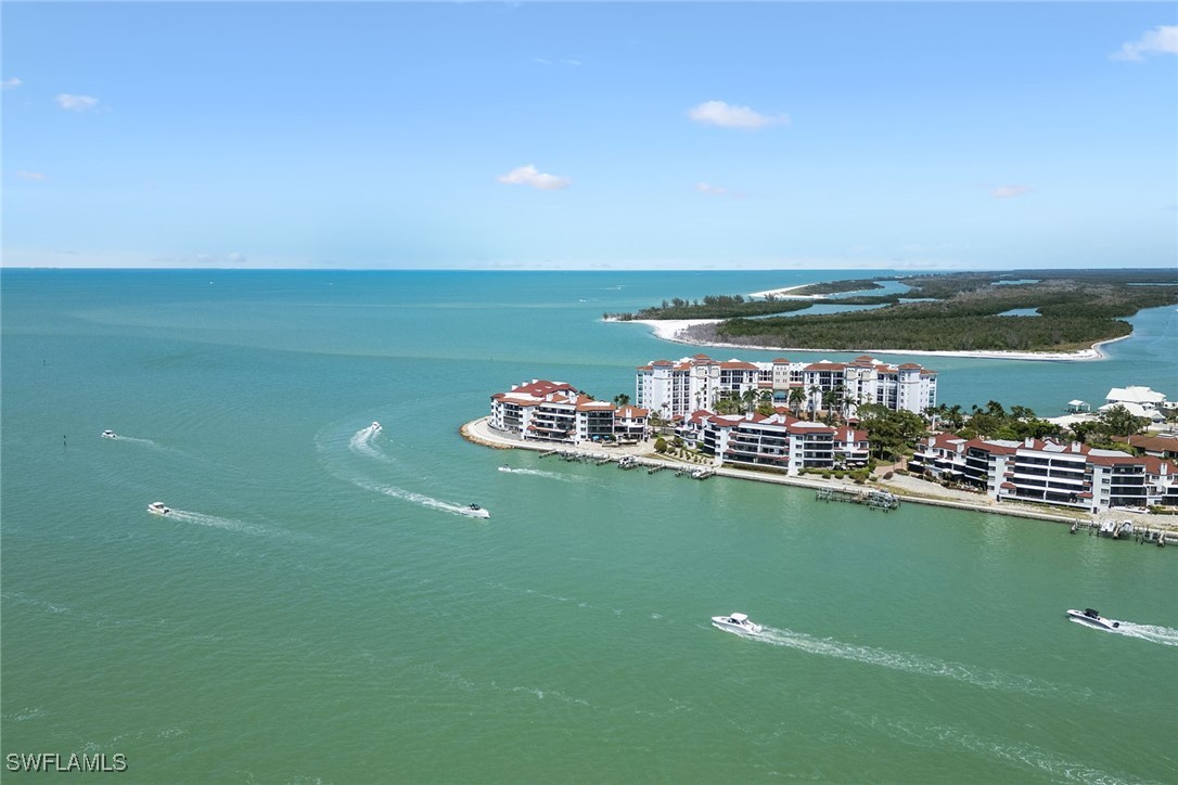 2 Bed Waterfront Home for Sale in La Peninsula, photo 37