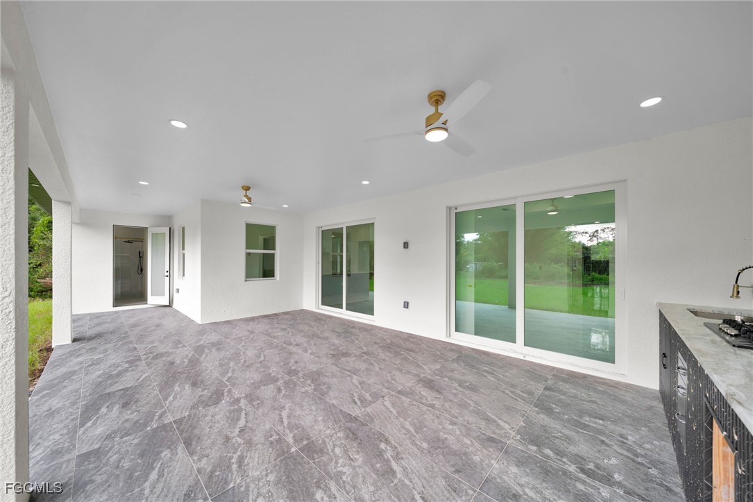 4 Bed SingleFamilyResidence for Sale in Lehigh Acres, photo 37