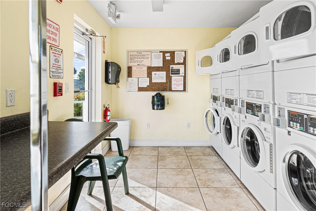 1 Bed ManufacturedHome for Sale in Estero, photo 37