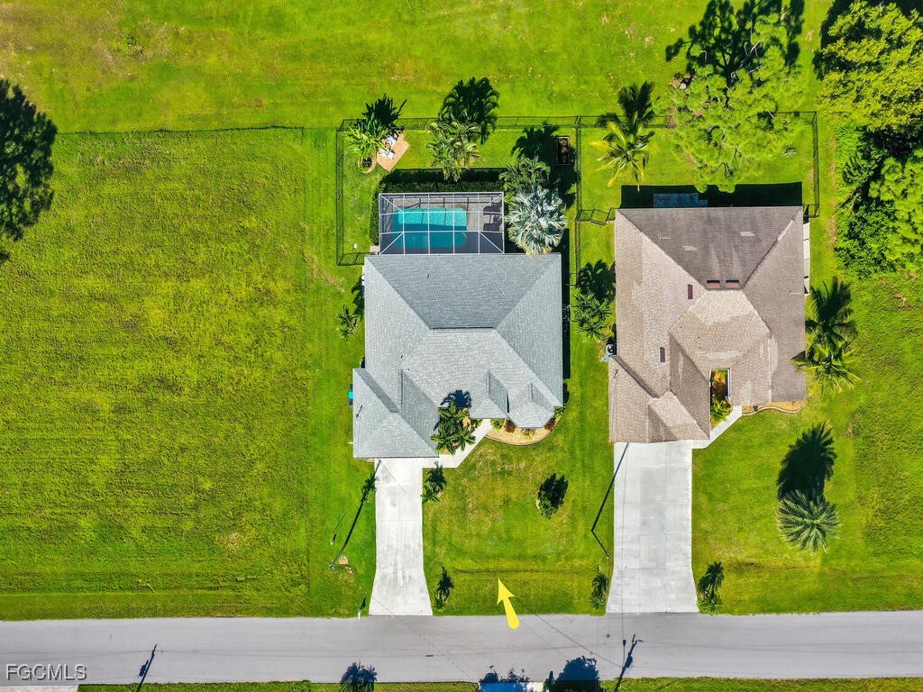 3 Bed Pool Home for Sale in Cape Coral, photo 37