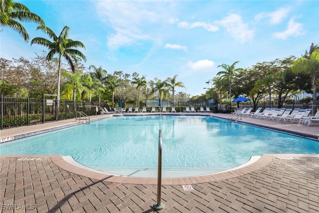 3 Bed Townhouse for Sale in Colonnade At Forum, photo 37