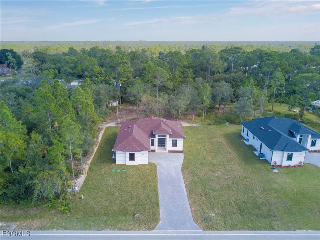 3 Bed SingleFamilyResidence for Sale in Lehigh Acres, photo 37