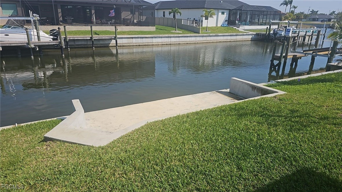 3 Bed Pool Home for Sale in Cape Coral, photo 37