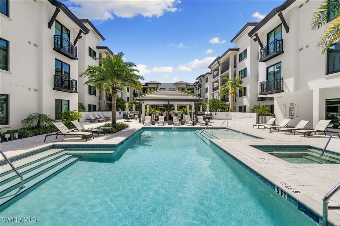 3 Bed Condominium for Sale in Naples, photo 37