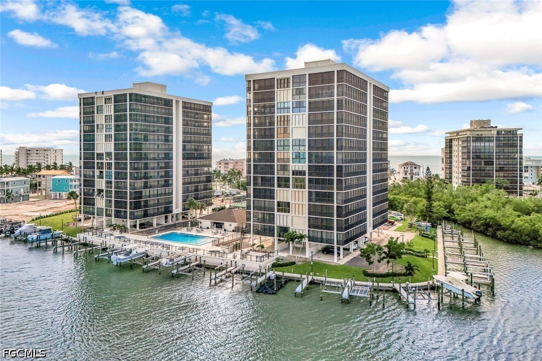 2 Bed Waterfront Home for Sale in Bay Harbor Club Condo, photo 37