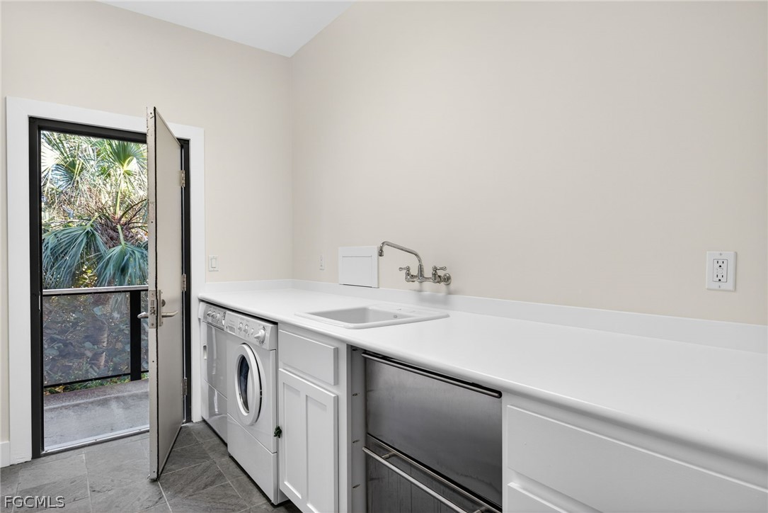 3 Bed Pool Home for Sale in Metes And Bounds, photo 37