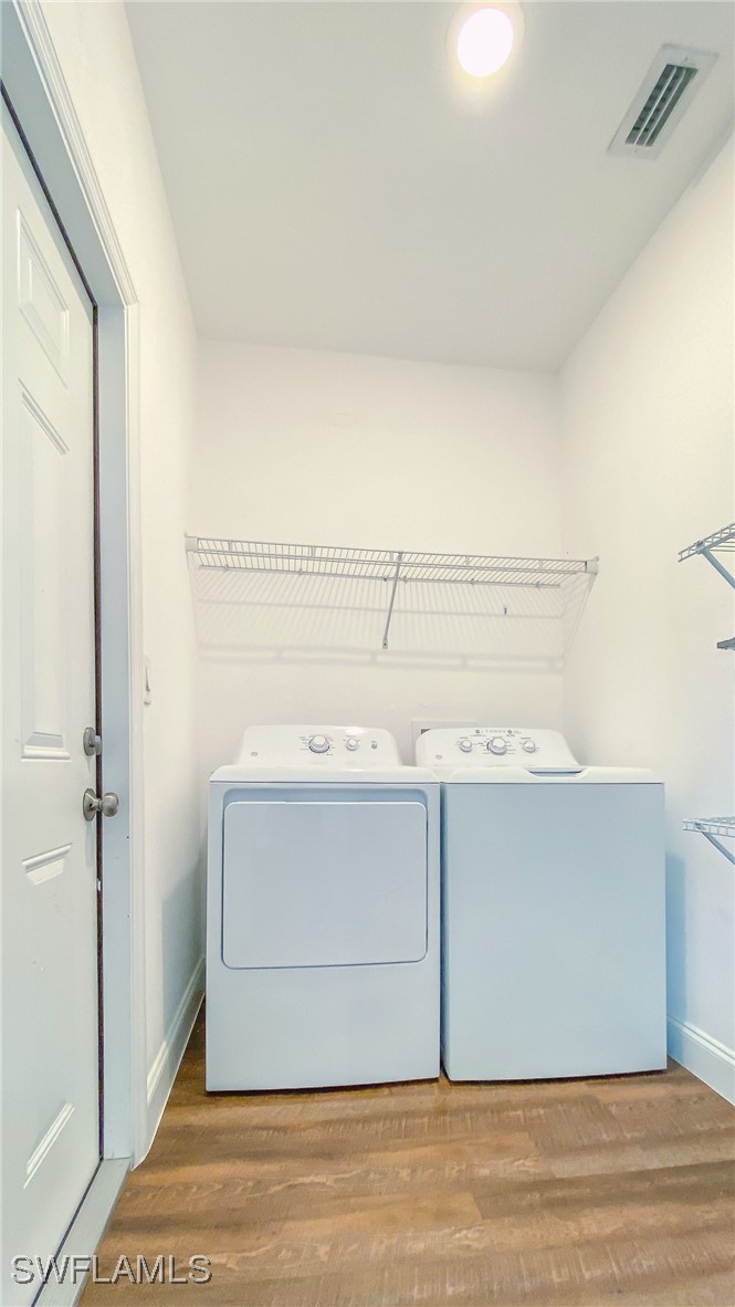 3 Bed SingleFamilyResidence for Sale in Cape Coral, photo 37