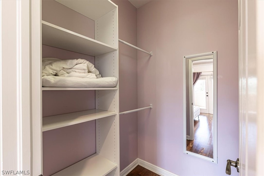 5 Bed SingleFamilyResidence for Sale in Naples, photo 37