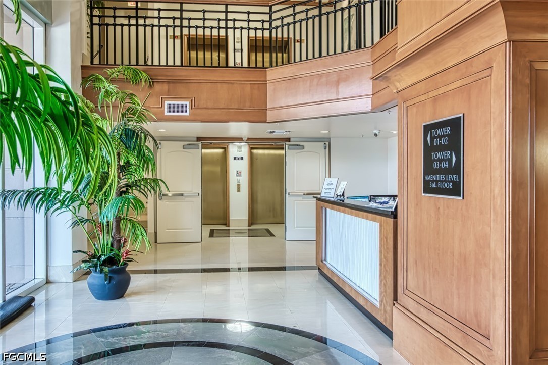 2 Bed Waterfront Home for Sale in Fort Myers, photo 37