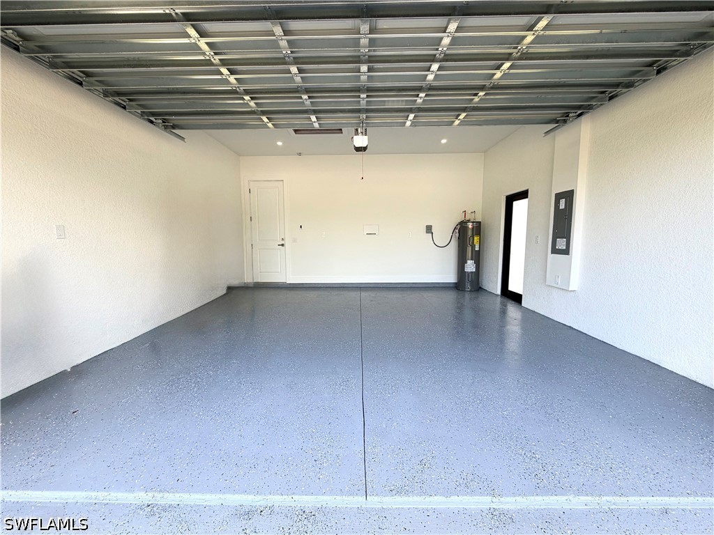 4 Bed SingleFamilyResidence for Sale in Naples, photo 37