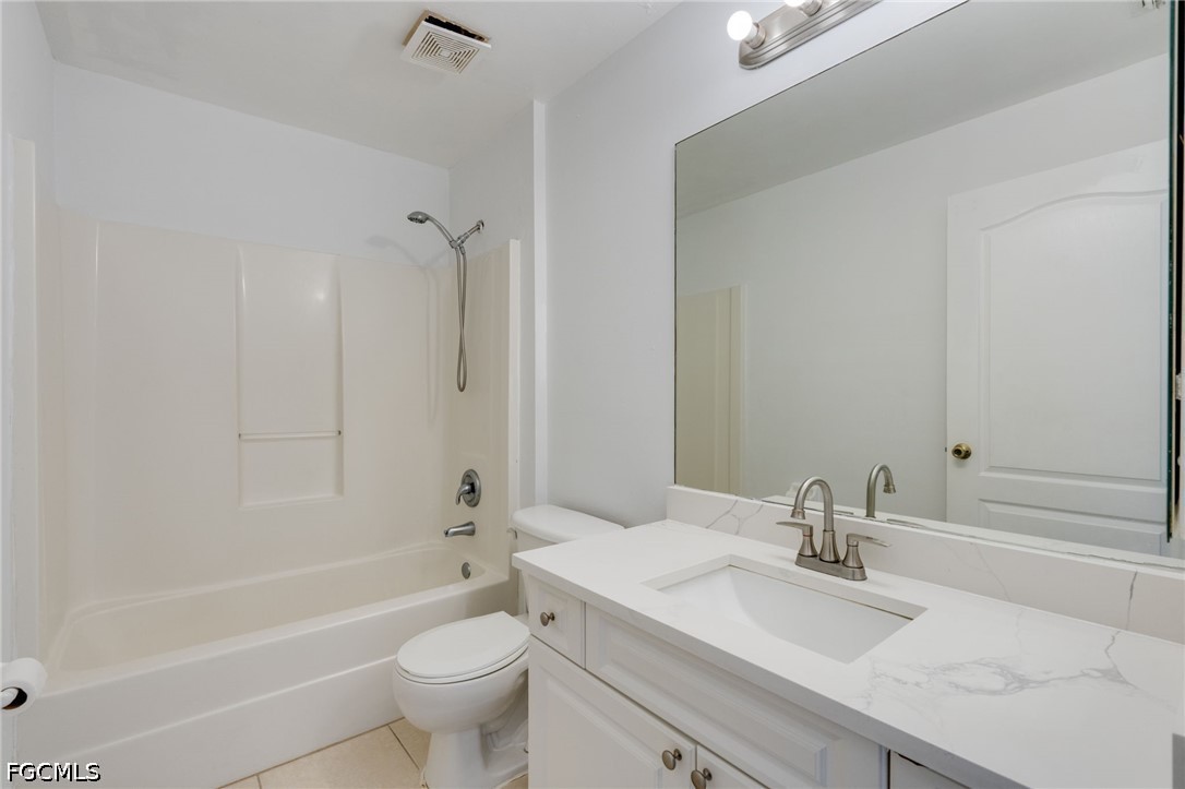 3 Bed Pool Home for Sale in Cape Coral, photo 37