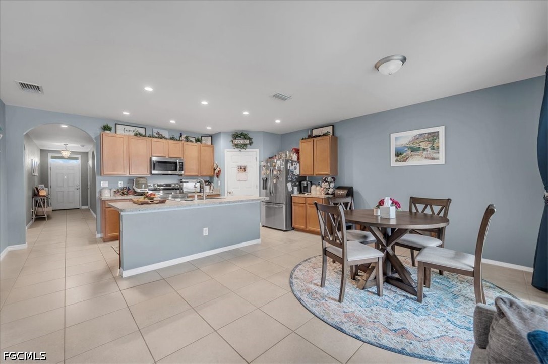 4 Bed SingleFamilyResidence for Sale in Cape Coral, photo 37