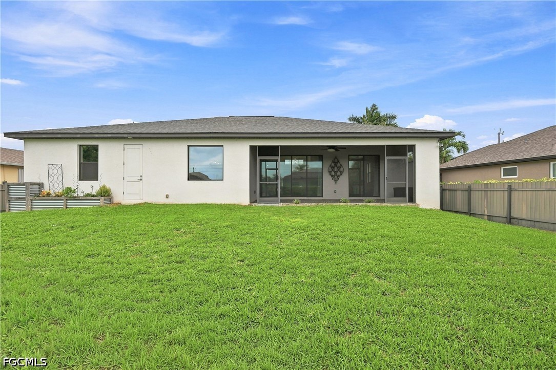 3 Bed SingleFamilyResidence for Sale in Cape Coral, photo 37