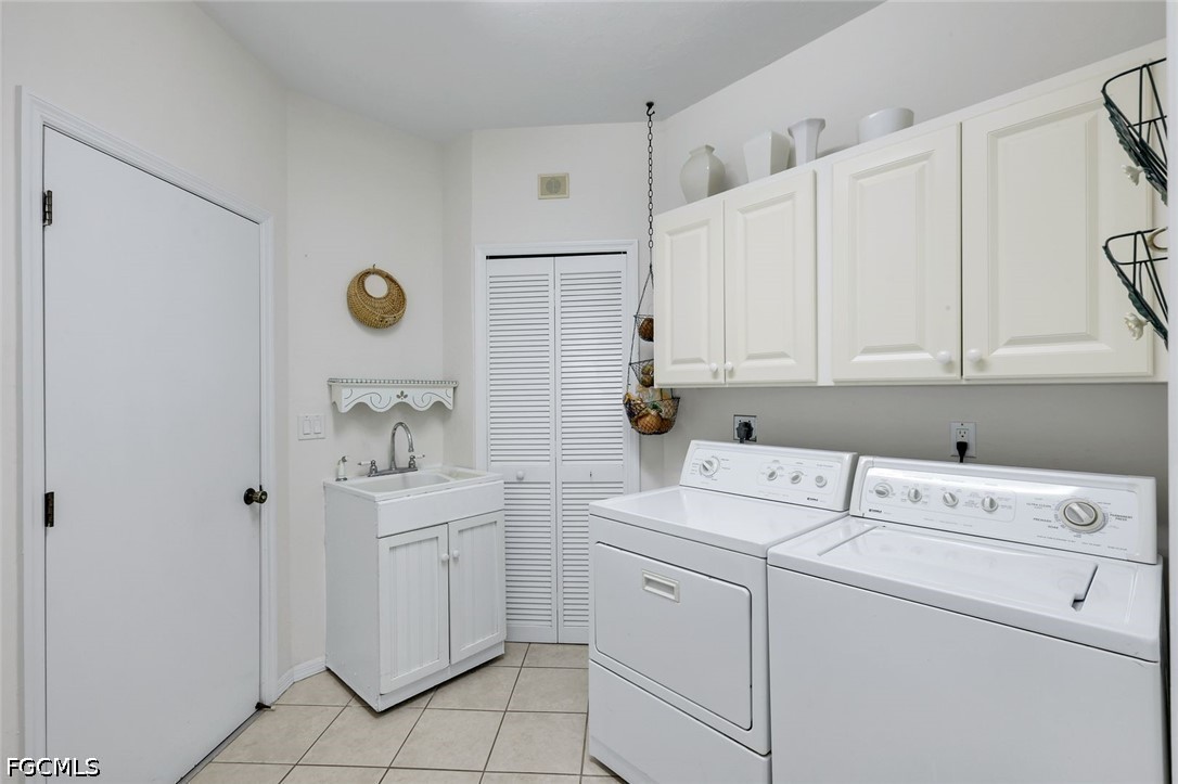 4 Bed Pool Home for Sale in The Forest, photo 37