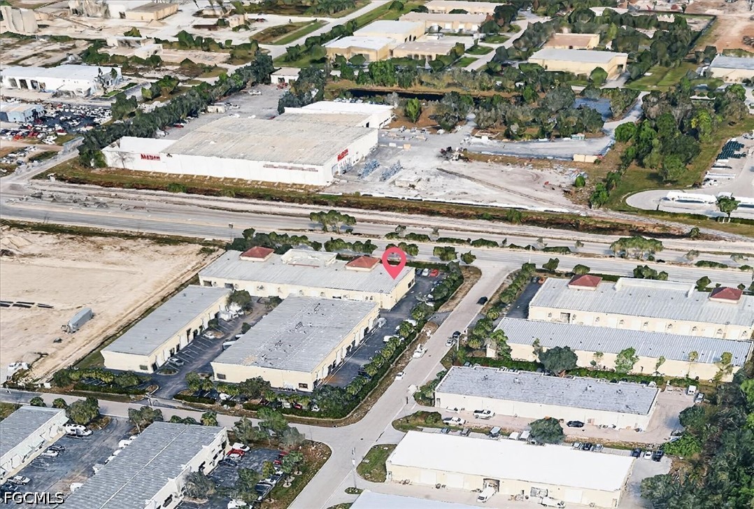 Office for Sale in Fort Myers, photo 37