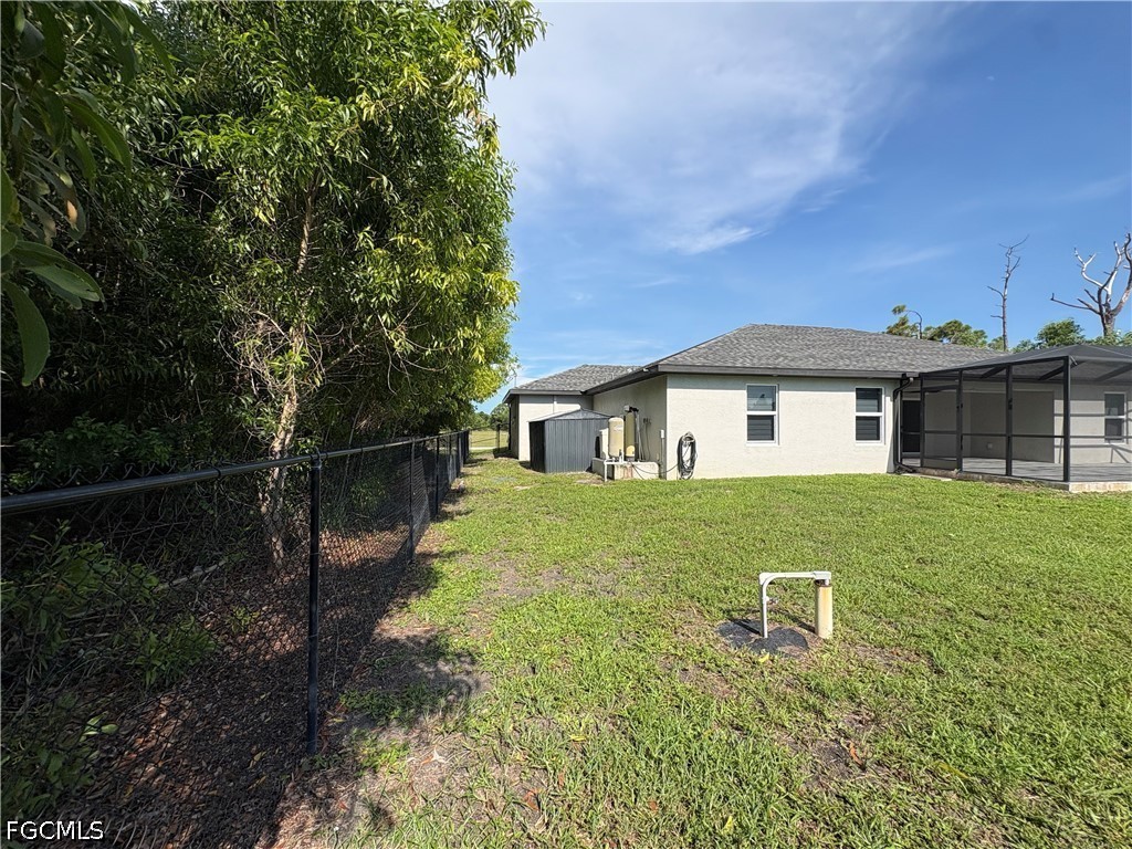 3 Bed SingleFamilyResidence for Sale in Cape Coral, photo 37
