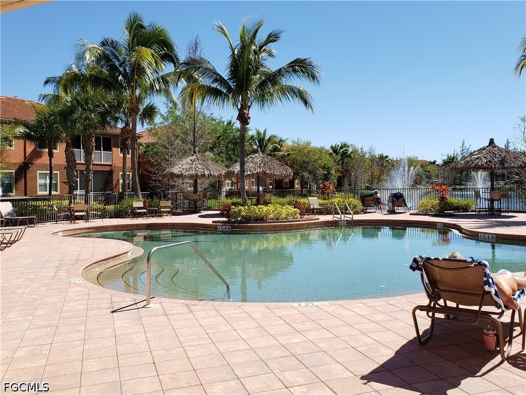 2 Bed Waterfront Home for Sale in Fort Myers, photo 37