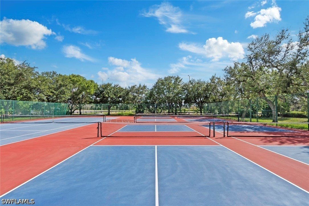 2 Bed Condominium for Sale in Naples, photo 37