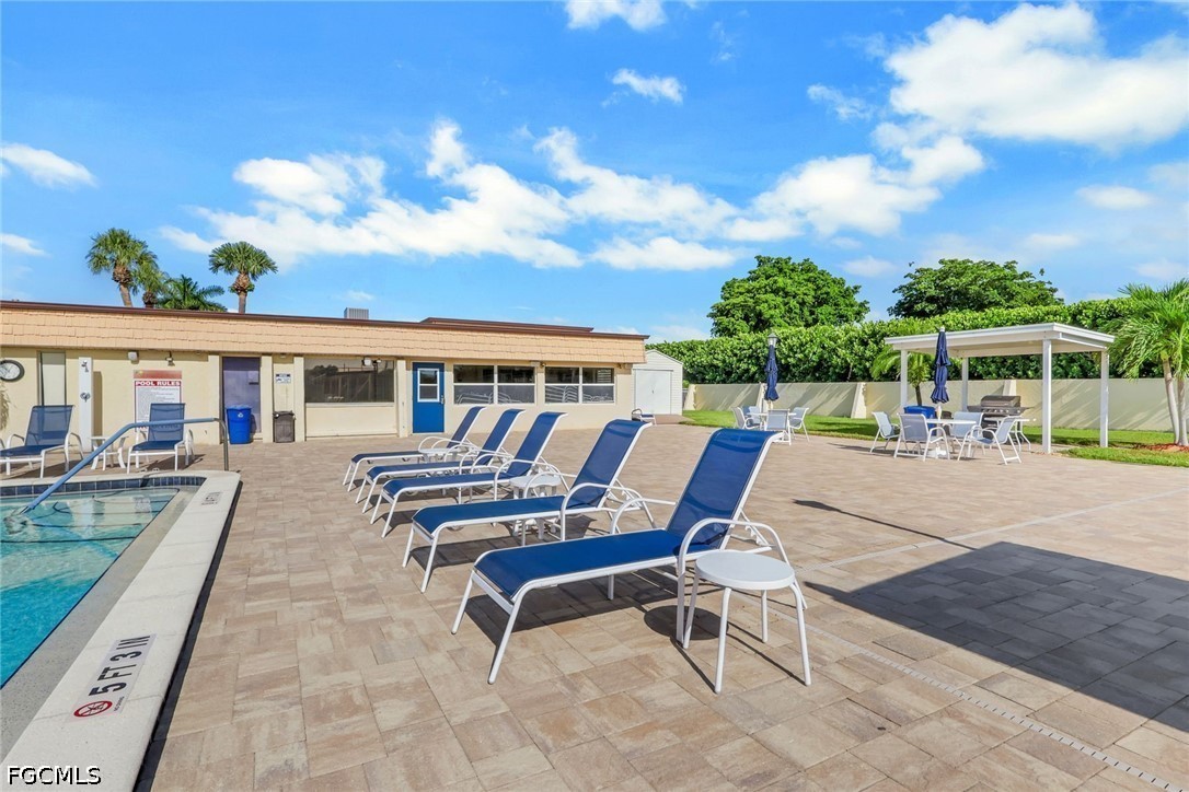 2 Bed Attached for Sale in Fort Myers, photo 37