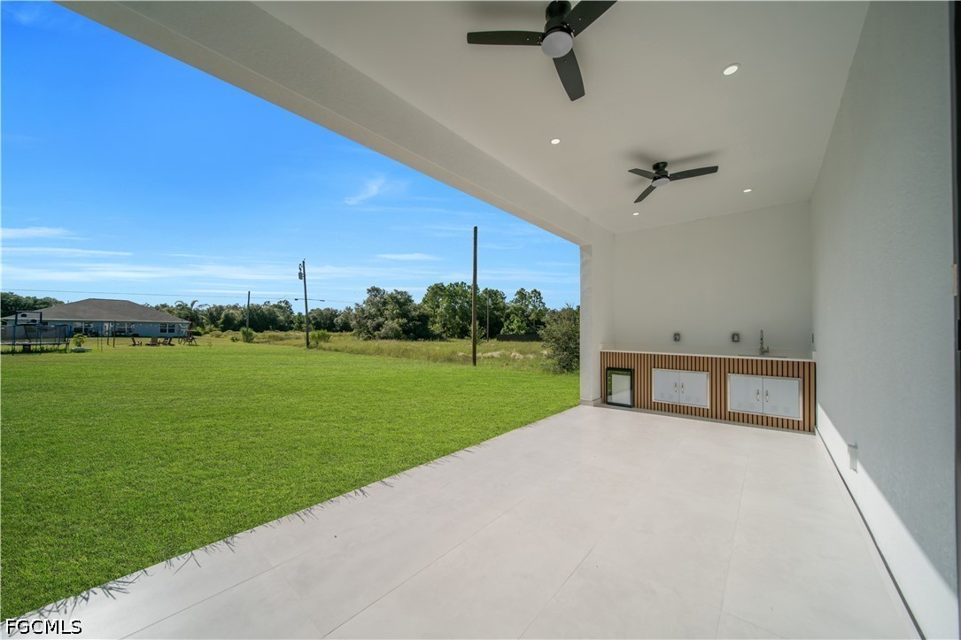 4 Bed SingleFamilyResidence for Sale in Lehigh Acres, photo 37