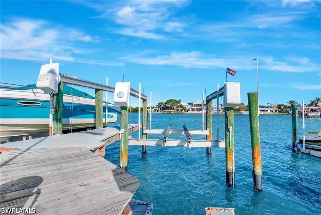 3 Bed Waterfront Home for Sale in Naples, photo 37
