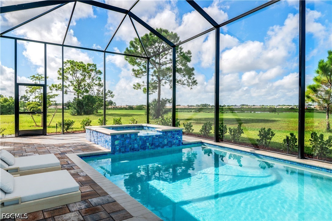 3 Bed Pool Home for Sale in Country Club, photo 37