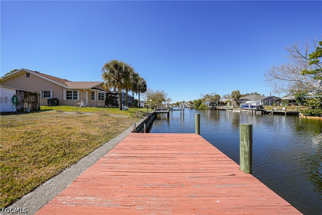 2 Bed Waterfront Home for Sale in Port Charlotte, photo 37
