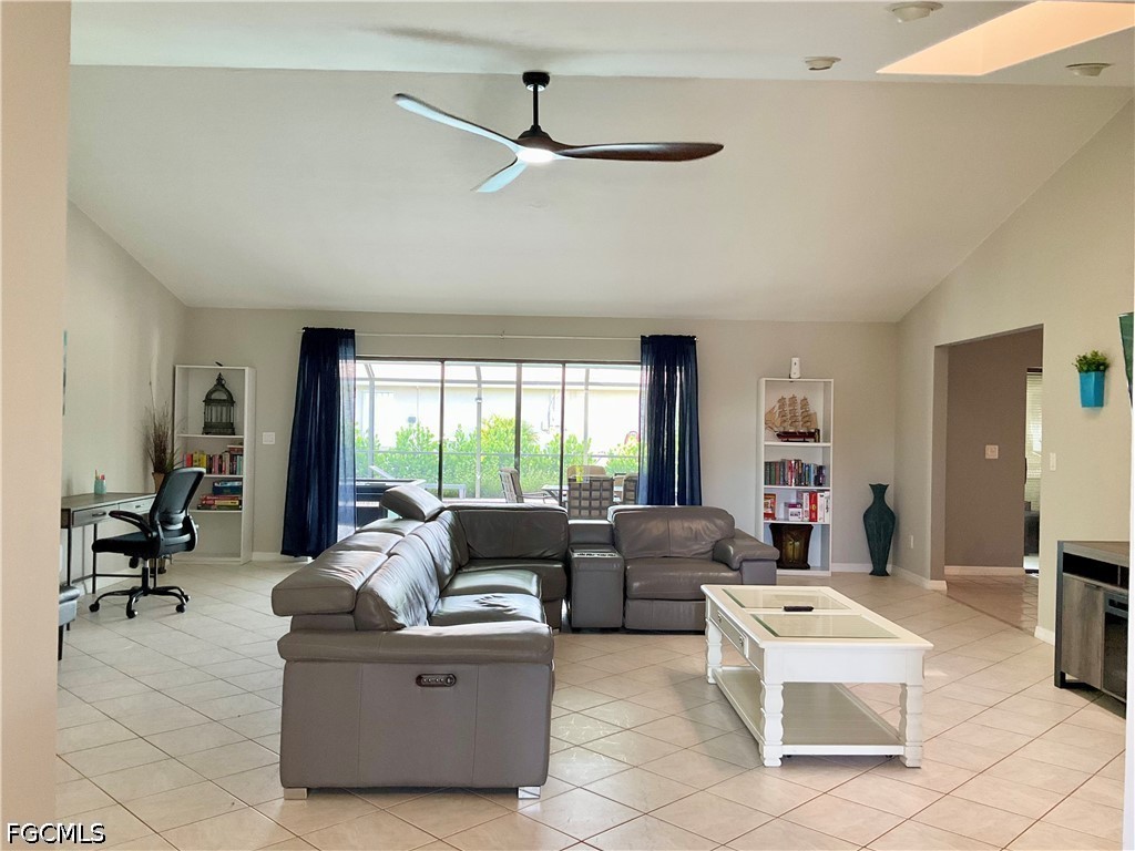 3 Bed Pool Home for Sale in Cape Coral, photo 37