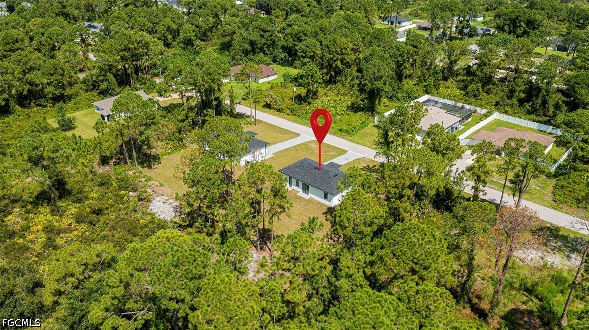 3 Bed SingleFamilyResidence for Sale in Lehigh Acres, photo 37