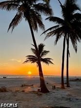 1 Bed Waterfront Home for Sale in Fort Myers Beach, photo 37