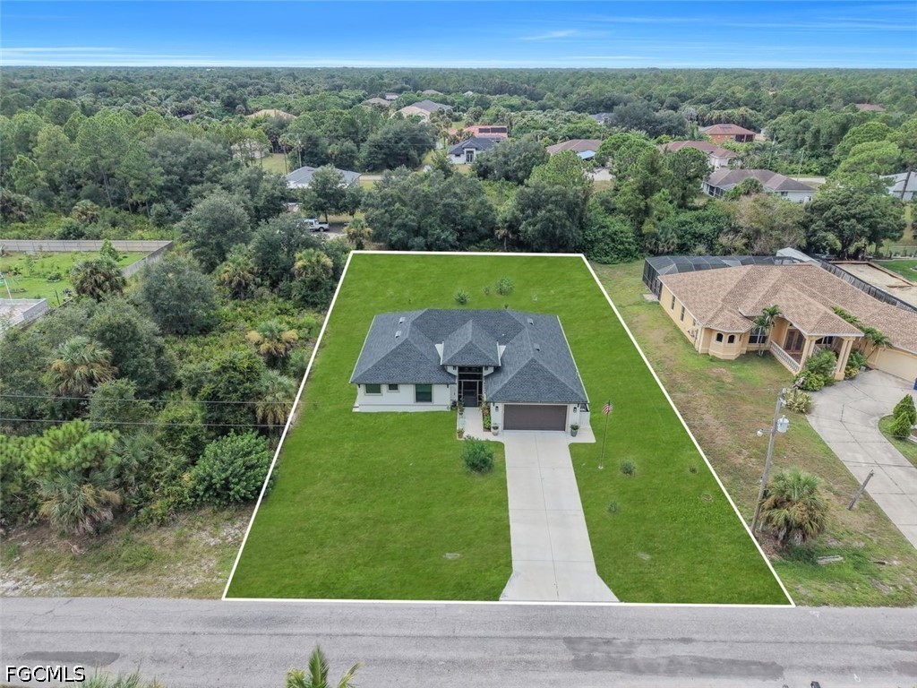 3 Bed SingleFamilyResidence for Sale in Lehigh Acres, photo 37