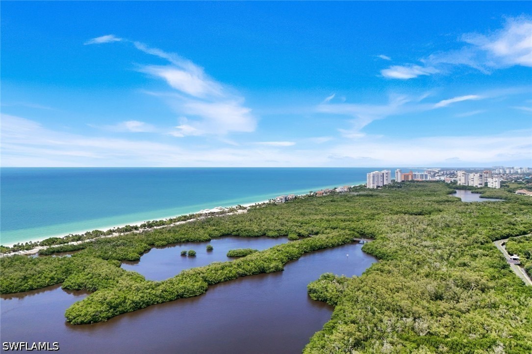 2 Bed Condominium for Sale in Naples, photo 37