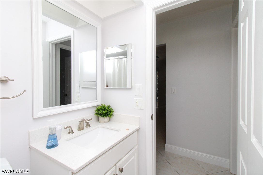3 Bed Pool Home for Sale in Forest Hills, photo 37