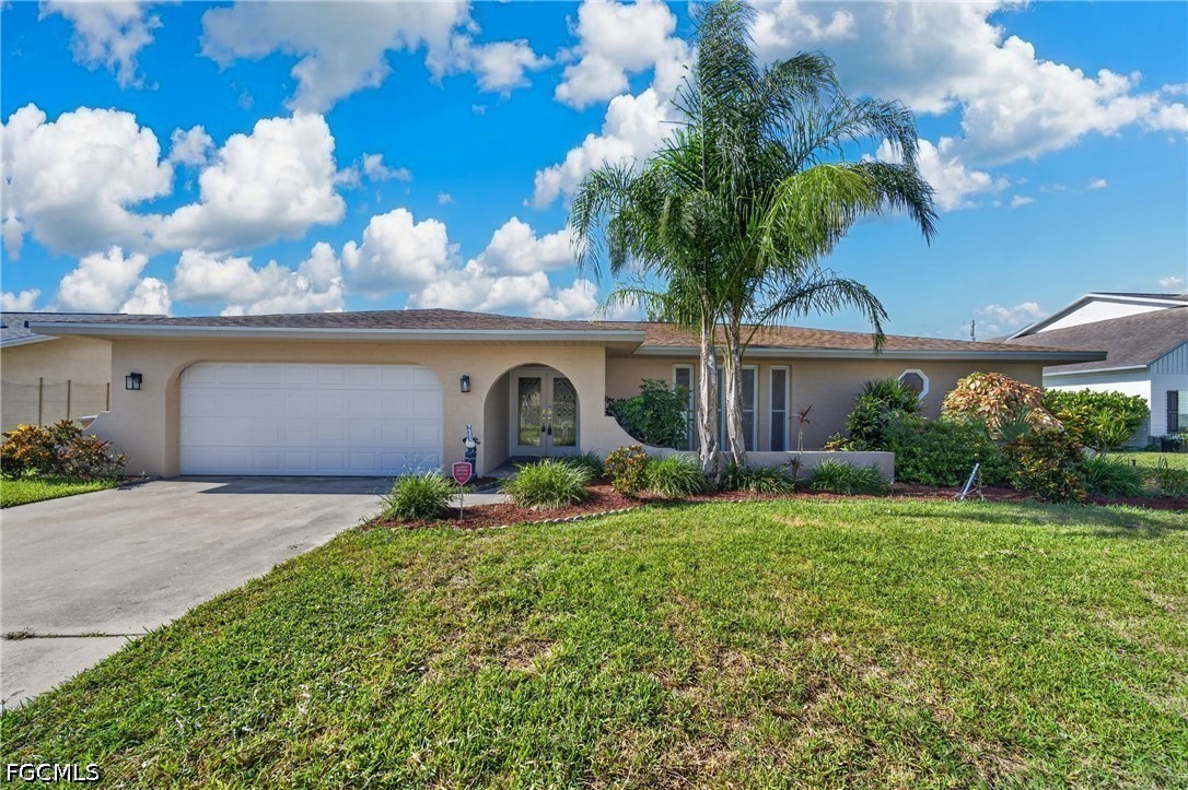 3 Bed Pool Home for Sale in Cape Coral, photo 37