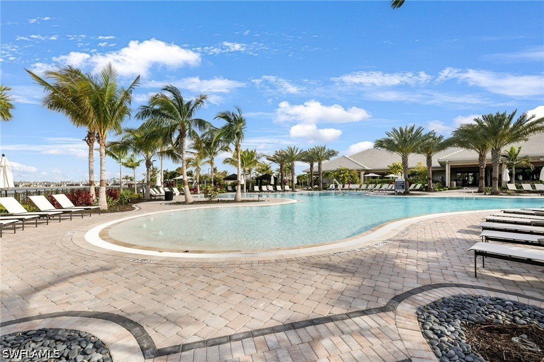 2 Bed Waterfront Home for Sale in Fort Myers, photo 37